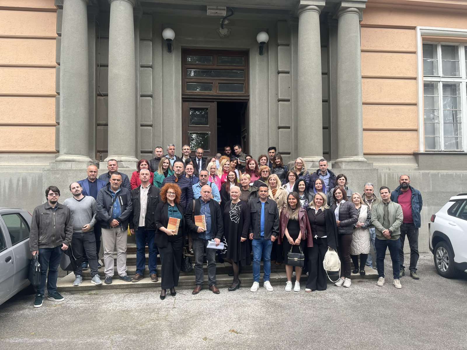 IMG 7c26fb14341ba10c3c2011b36ff3b086 V