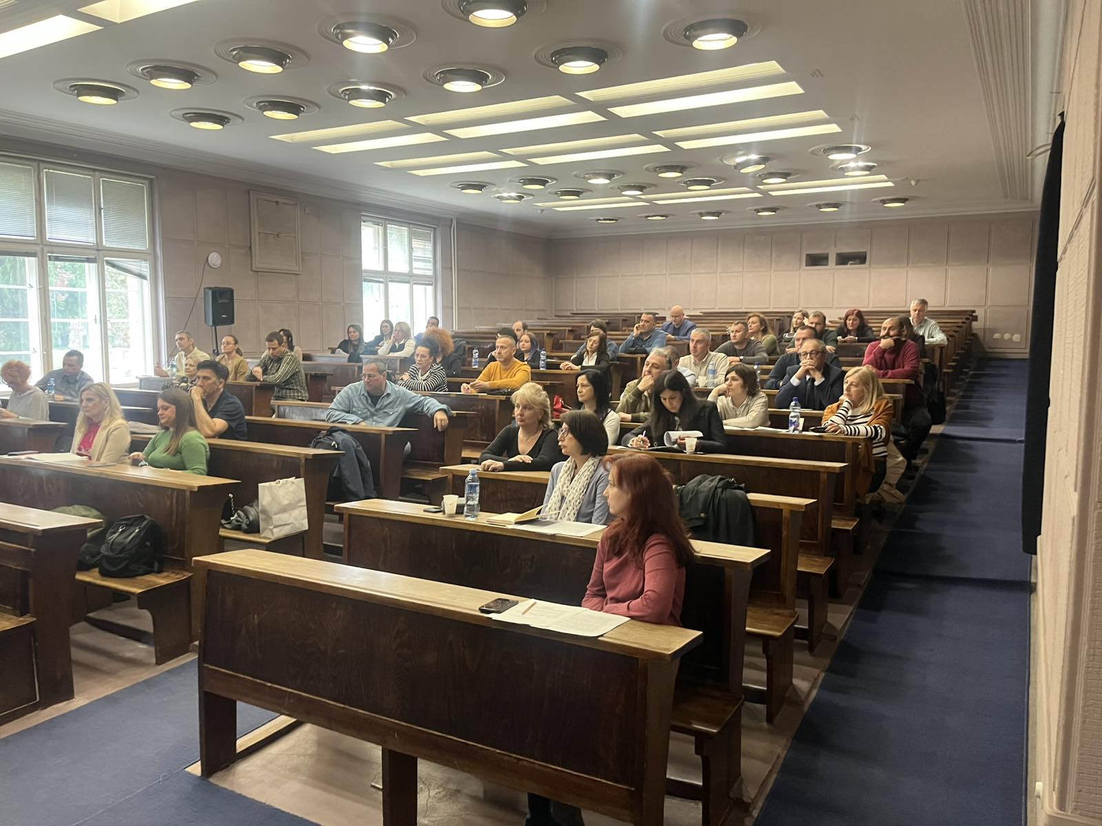 IMG b4ccab3d864c493bb6f51245c9873a06 V