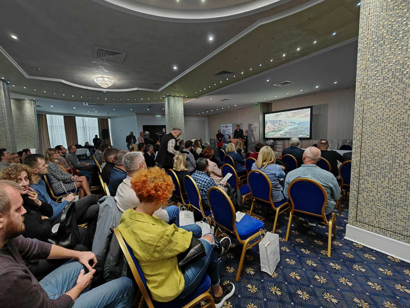 IMG be804ee026b6b8cb776c1be58be1c6d2 V